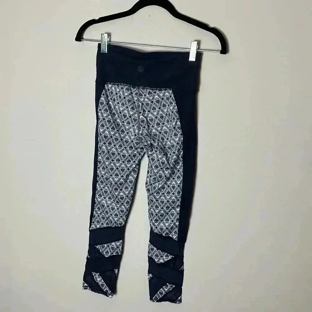ATHLETA Mantra Mosaic Printed Crop Leggings Women XXS in Navy Blue and White - Picture 6 of 14